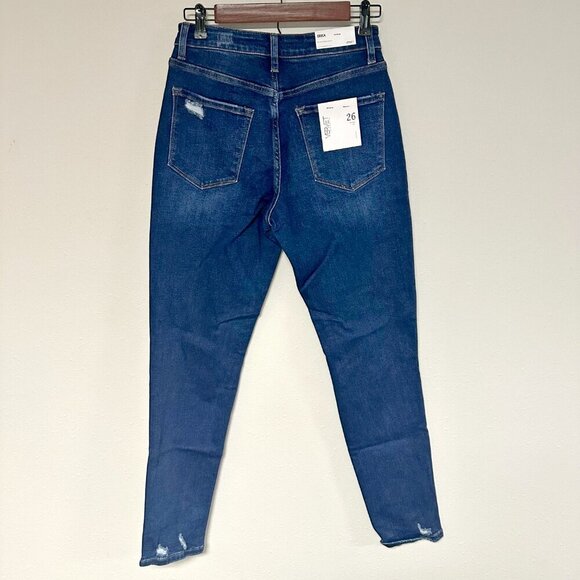 *NEW* Vervet Erika Mom Jeans - Picture 2 of 9
